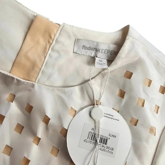 Finders Keepers Womens Beyond The Call Long Sleeve Top Size M Laser Cut Zip Back - Picture 8 of 9